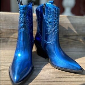 Hey Girl by Corky’s Brand New Metallic Blue Cowboy Cowgirl Boots Size 10